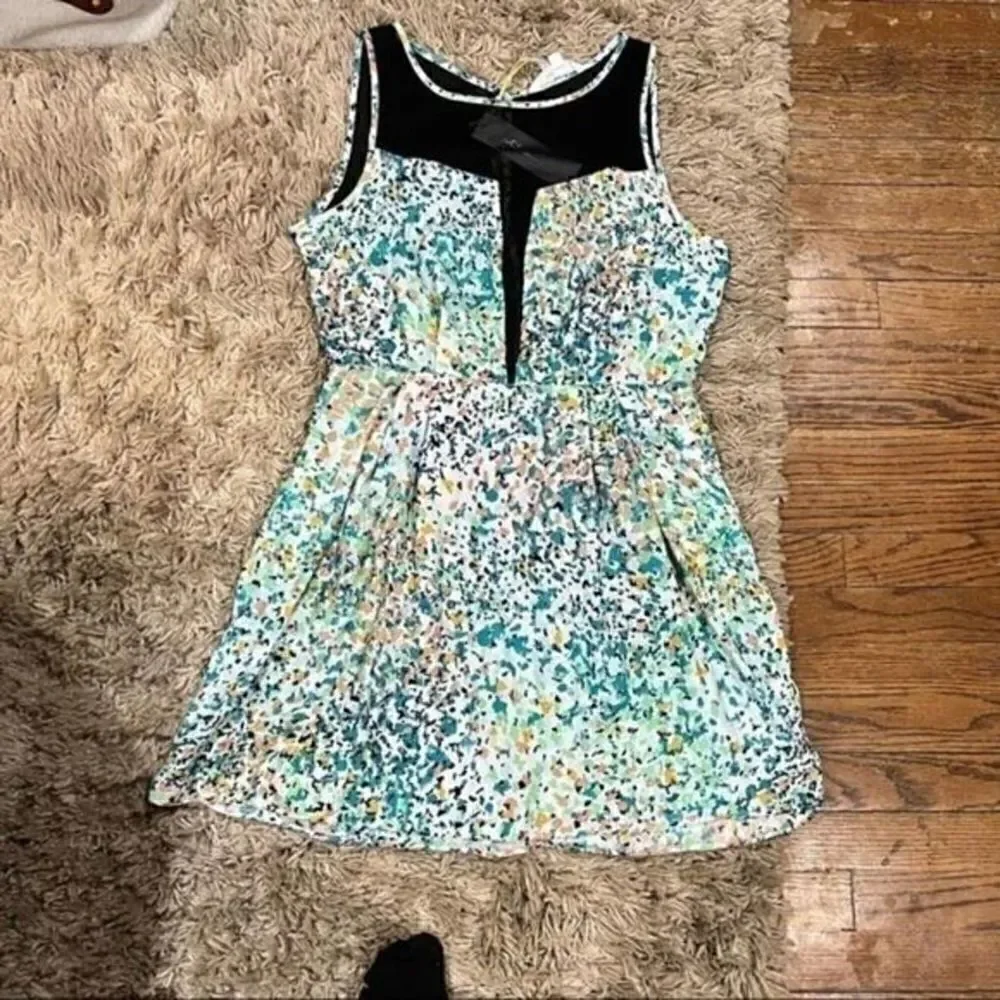 NWT BCBG Generation Agate mesh dress size 12 - Picture 11 of 11